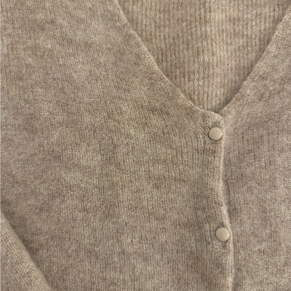 Sezane Barry Cardigan - Picture 2 of 6